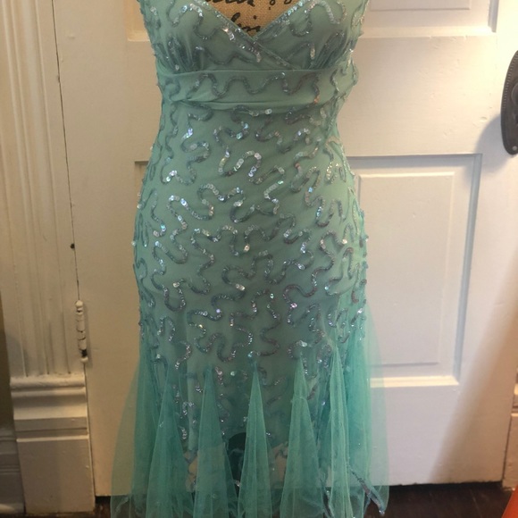 betsey johnson evening gowns